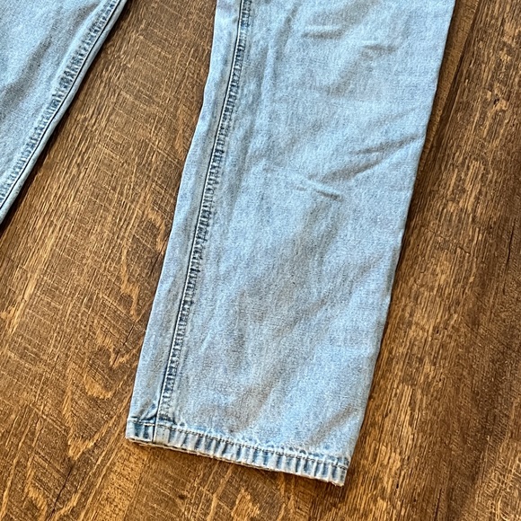 VINTAGE TOMMY HILFIGER JEANS - WOMEN'S LIGHT WASH AMERICAN FLAG POCKET - SIZE 10 - Picture 10 of 14
